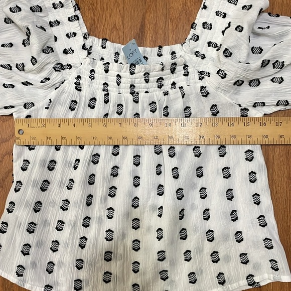 Loft Women’s Size Small Petite NWT Blouse Top White & Black 3D Embellishment - Picture 3 of 10